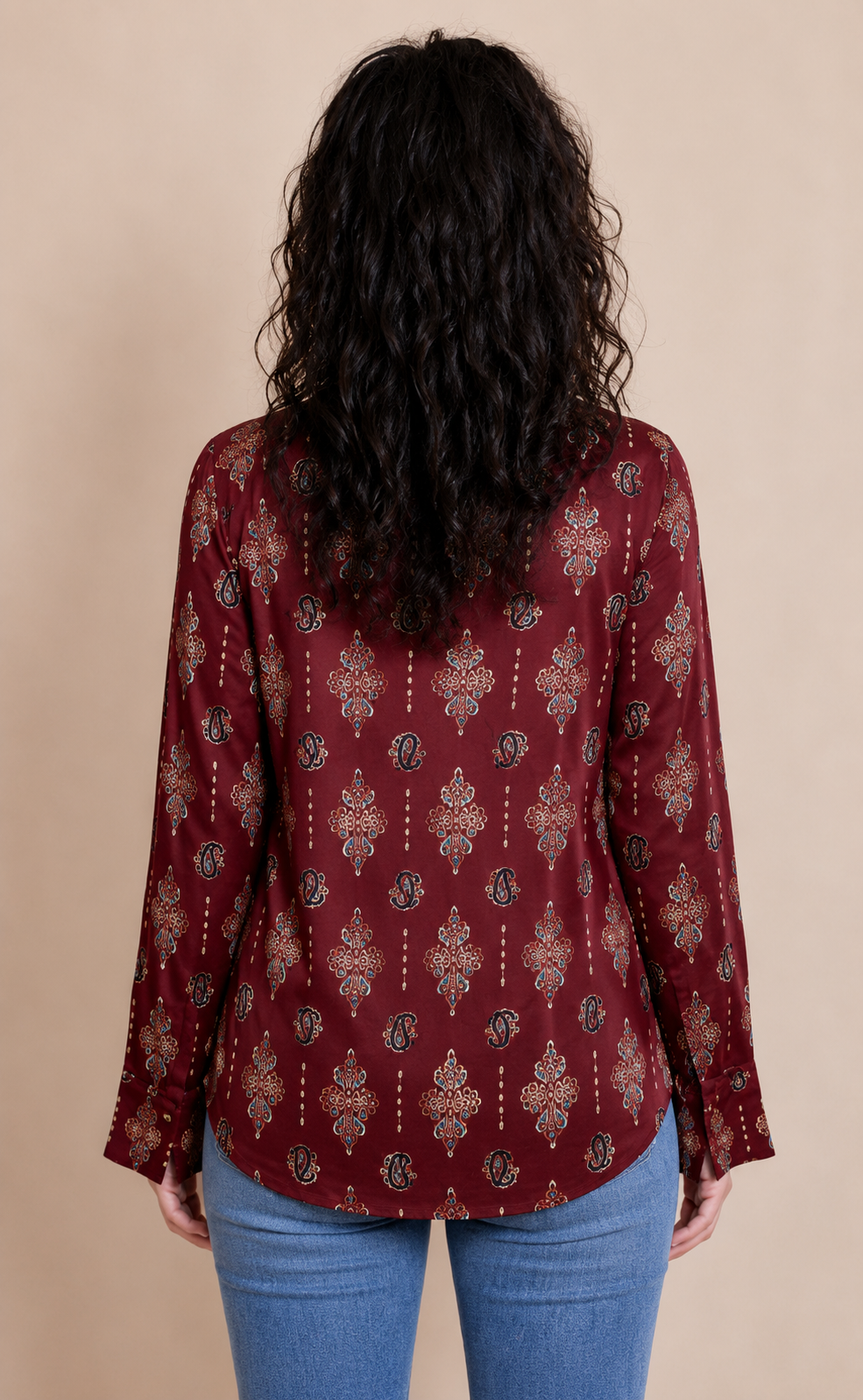 Elara Ajrak Hemd