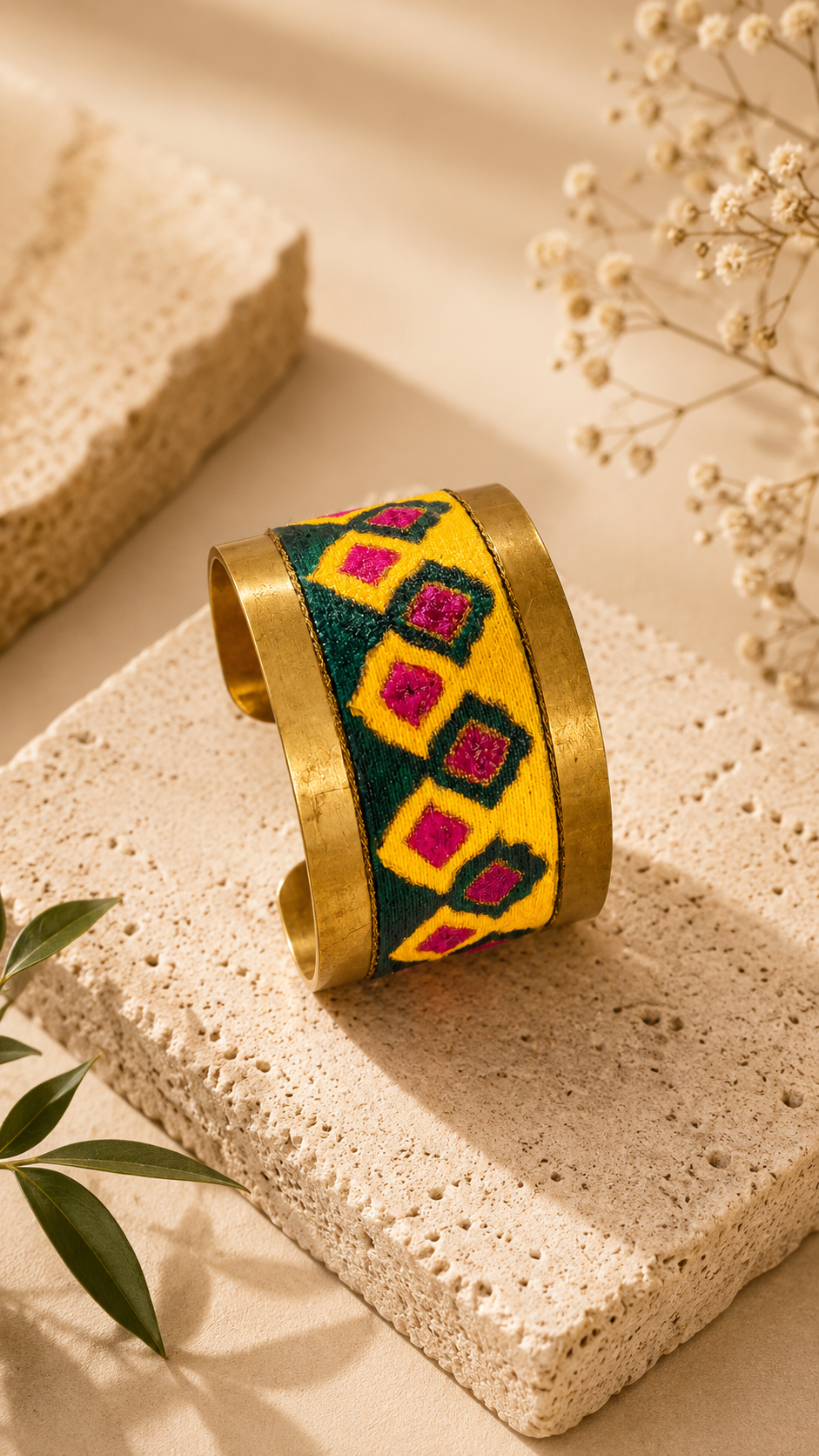 Vanya Cuff