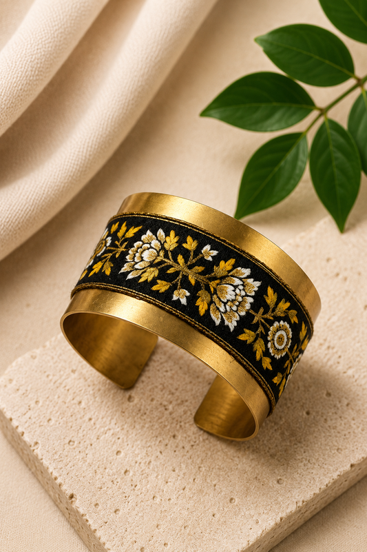 Noir Fleur Cuff
